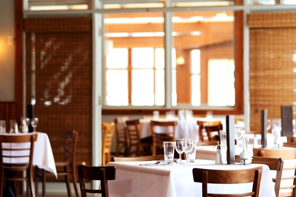 Bulut Tabanlı Restoran POS Sistemlerinin Geleneksel POS'a Göre Avantajları